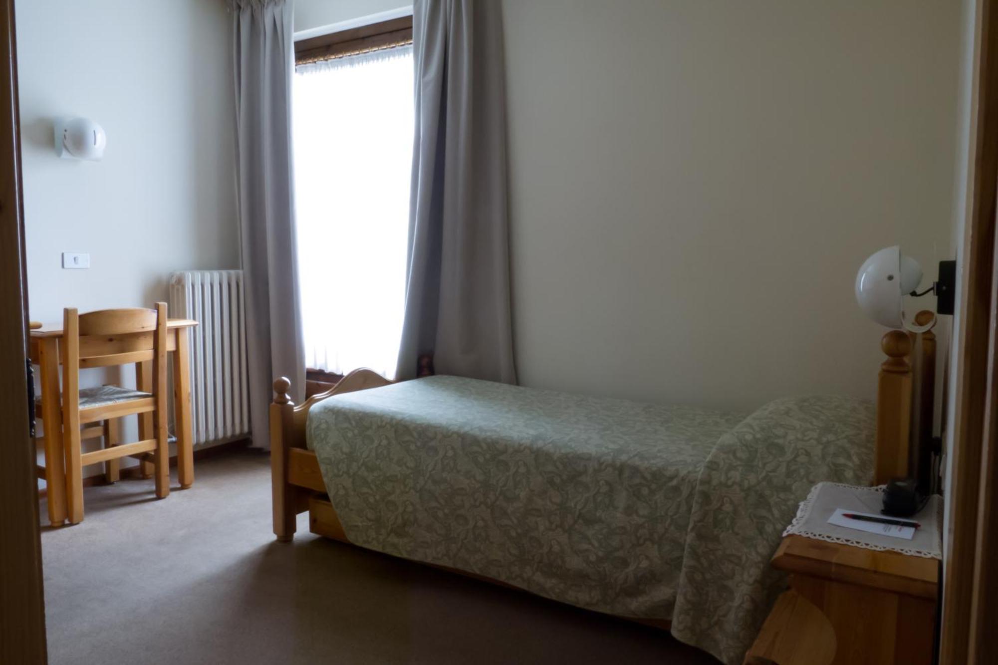 Hotel Valdotain Villeneuve Luaran gambar