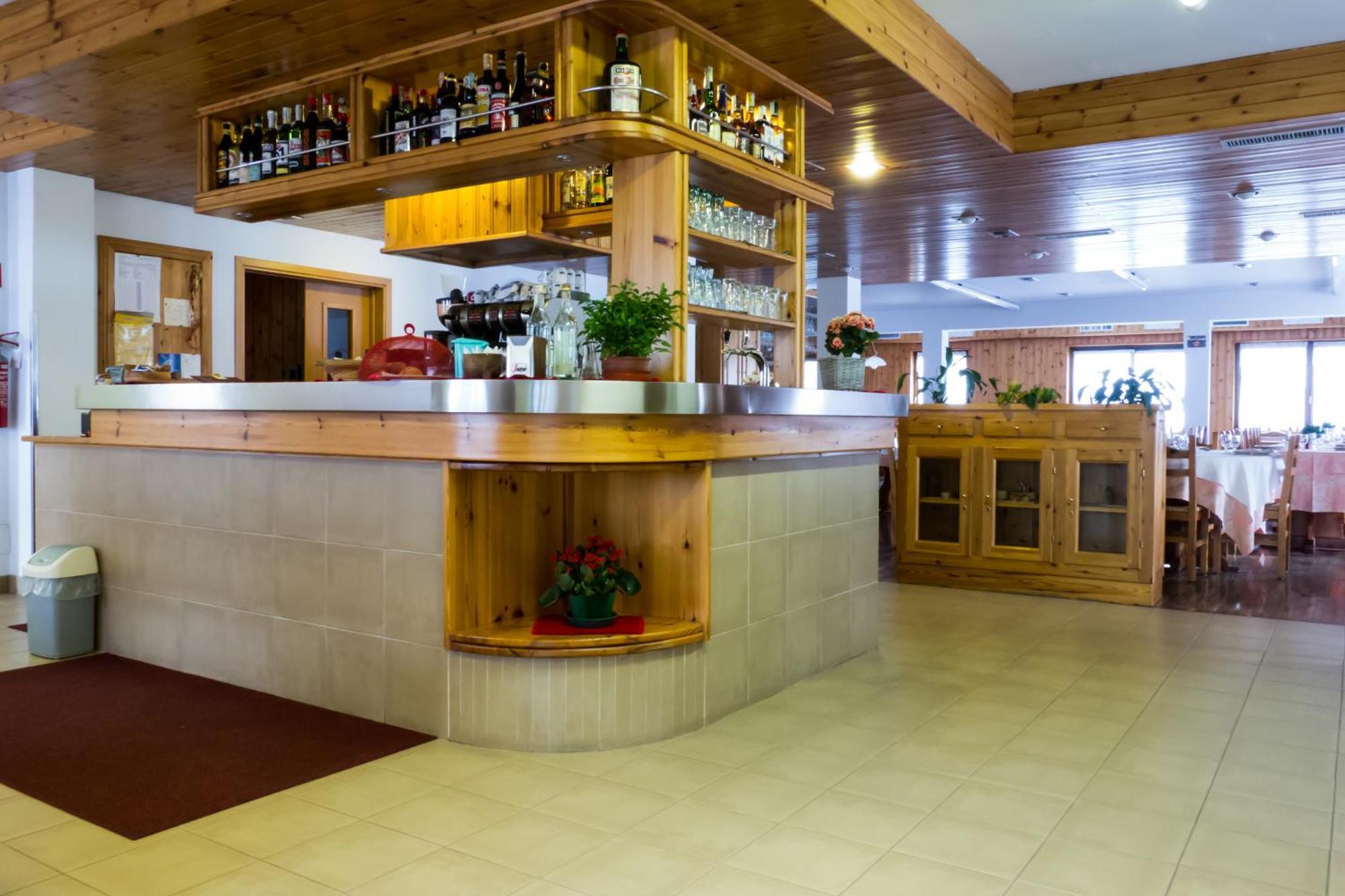 Hotel Valdotain Villeneuve Luaran gambar