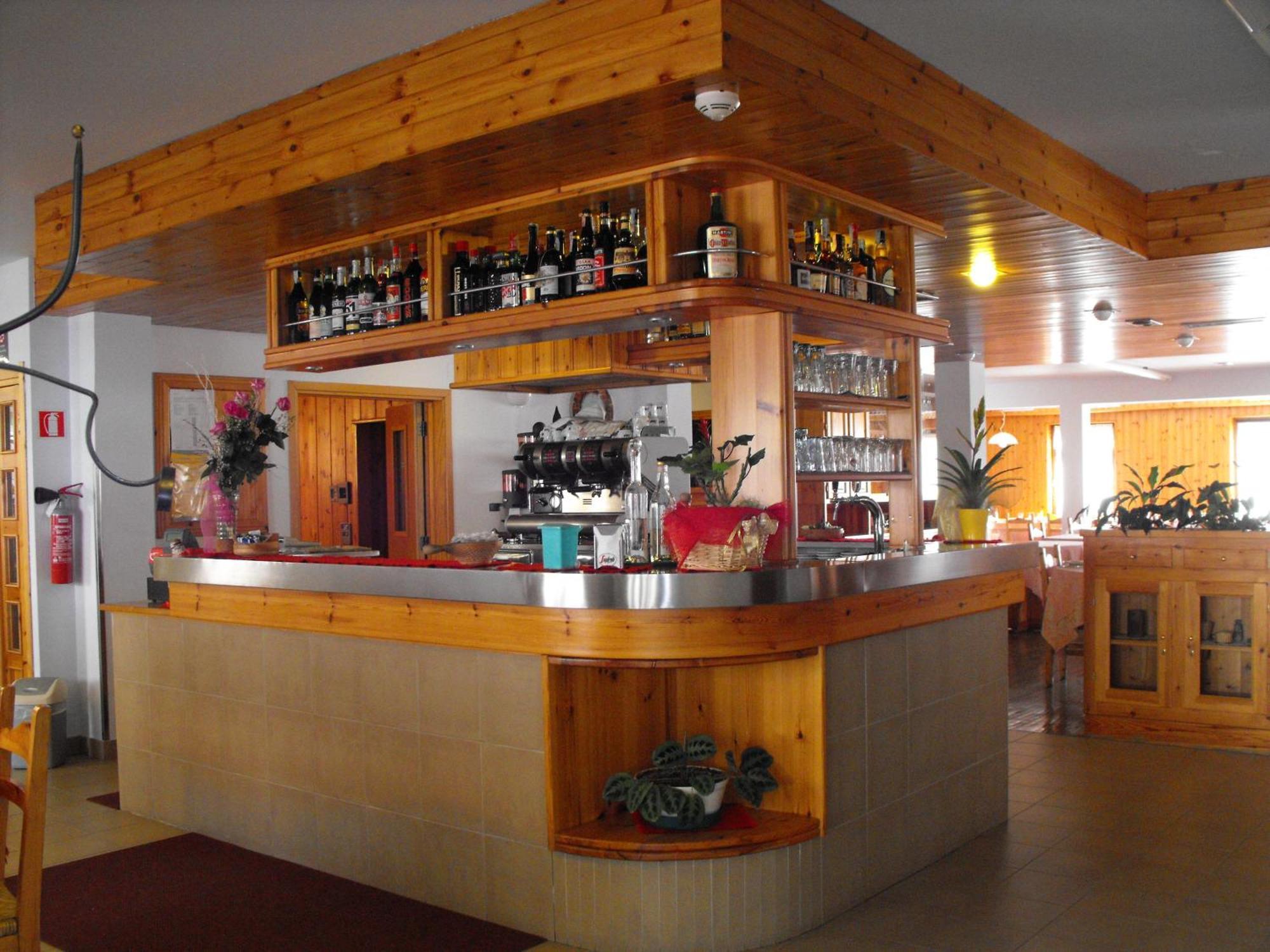 Hotel Valdotain Villeneuve Luaran gambar