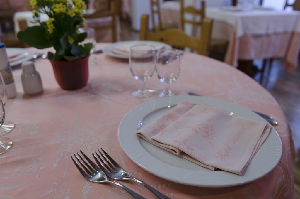 Hotel Valdotain Villeneuve Luaran gambar