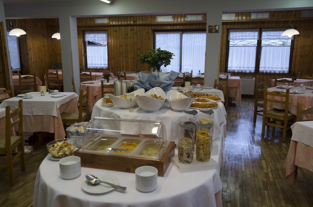 Hotel Valdotain Villeneuve Luaran gambar