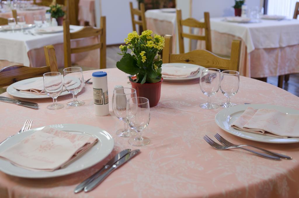 Hotel Valdotain Villeneuve Luaran gambar